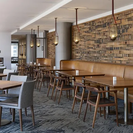 Residence Inn By Marriott Chicago Downtown Magnificent Mile-3