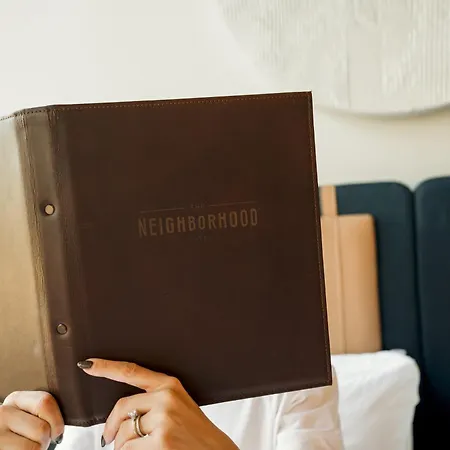 The Neighborhood Hotel - Little Italy Li-3