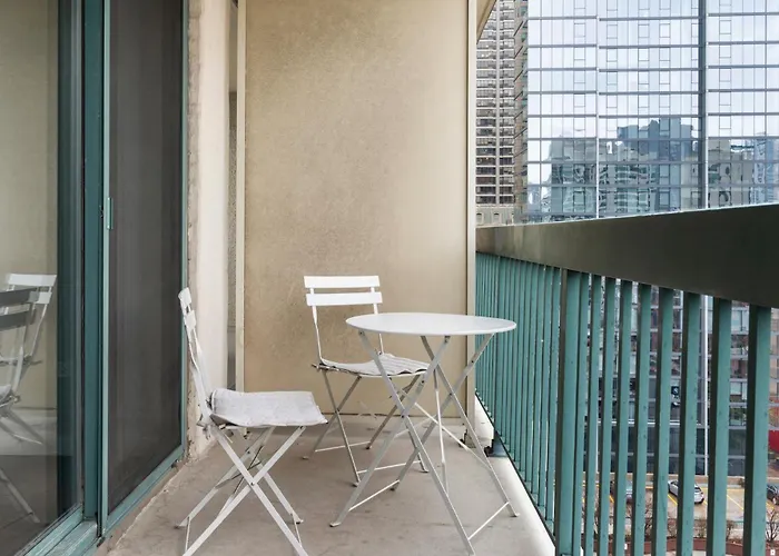 Kasa Magnificent Mile Chicago Aparthotel